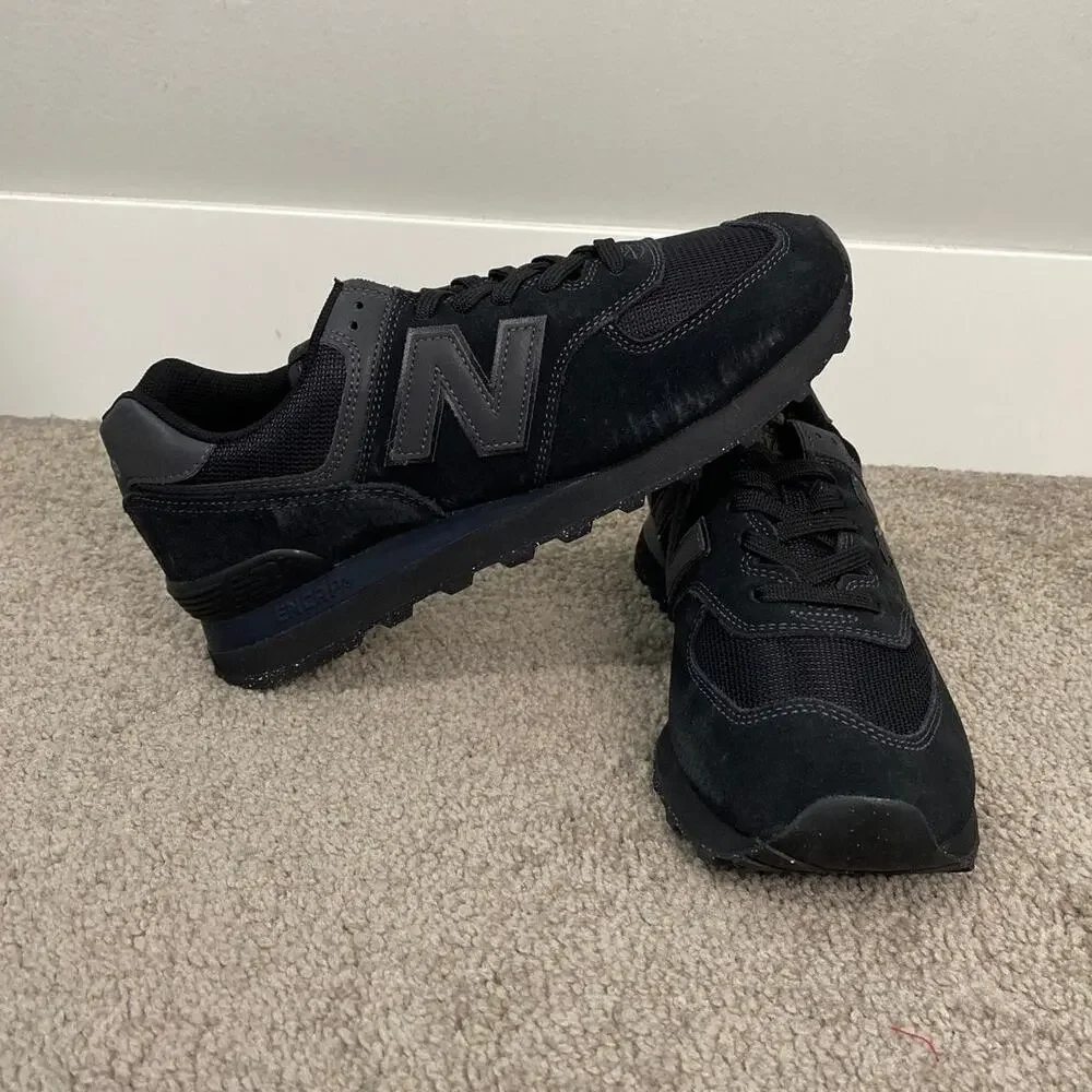New New Balance Black Sneakers Men’s 8 Women’s 9.5